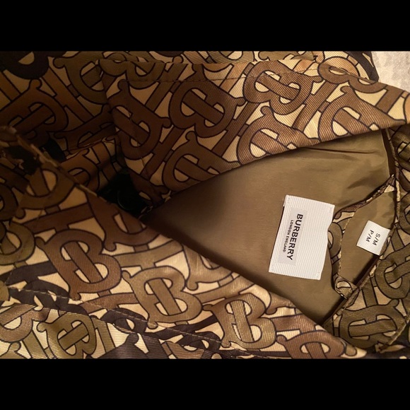 MONOGRAM PRINT NYLON TWILL PONCHO IN KHAKI - Picture 4 of 4